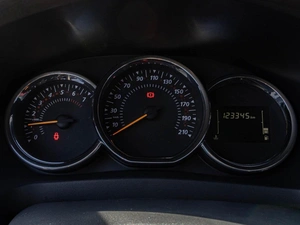 Седан Renault Logan Stepway 2020 года, 1070000 рублей, Краснодар