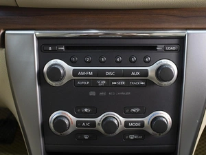 Седан Nissan Teana 2011 года, 1220000 рублей, Омск