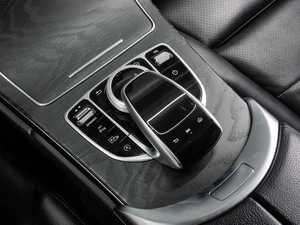 Седан Mercedes-benz C-класс 2018 года, 2499000 рублей, Тюмень