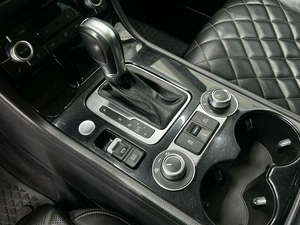 Внедорожник Volkswagen Touareg 2016 года, 3149000 рублей, Красноярск