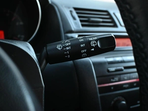 Хетчбэк Mazda 3 2005 года, 629000 рублей, Кирилловка