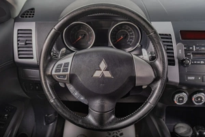 Внедорожник Mitsubishi Outlander 2012 года, 1539000 рублей, Томск