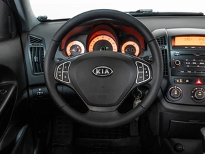 Хетчбэк Kia Ceed 2008 года, 669000 рублей, Ставрополь