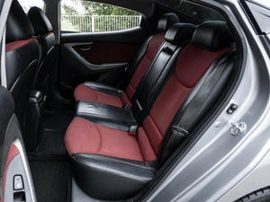 Седан Hyundai Elantra 2011 года, 850000 рублей, Ставрополь