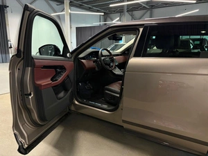 Внедорожник Land Rover Range Rover Evoque 2024 года, 6600000 рублей, Павловская Слобода