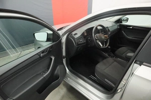 Хэтчбек Volkswagen Polo 2022 года, 1760000 рублей, Курск