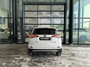 Внедорожник Toyota RAV4 2017 года, 2149000 рублей, Уфа