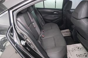 Седан Toyota Corolla 2019 года, 1899000 рублей, Красноярск