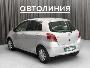 Хетчбэк Toyota Vitz 2009 года, 539000 рублей, Красноярск