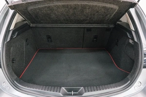 Хетчбэк Mazda Axela 2013 года, 999000 рублей, Красноярск