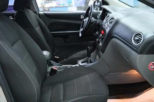 Седан Ford Focus 2010 года, 899000 рублей, Омск