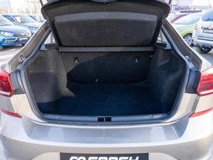 Лифтбек Volkswagen Polo 2021 года, 1489000 рублей, Саратов