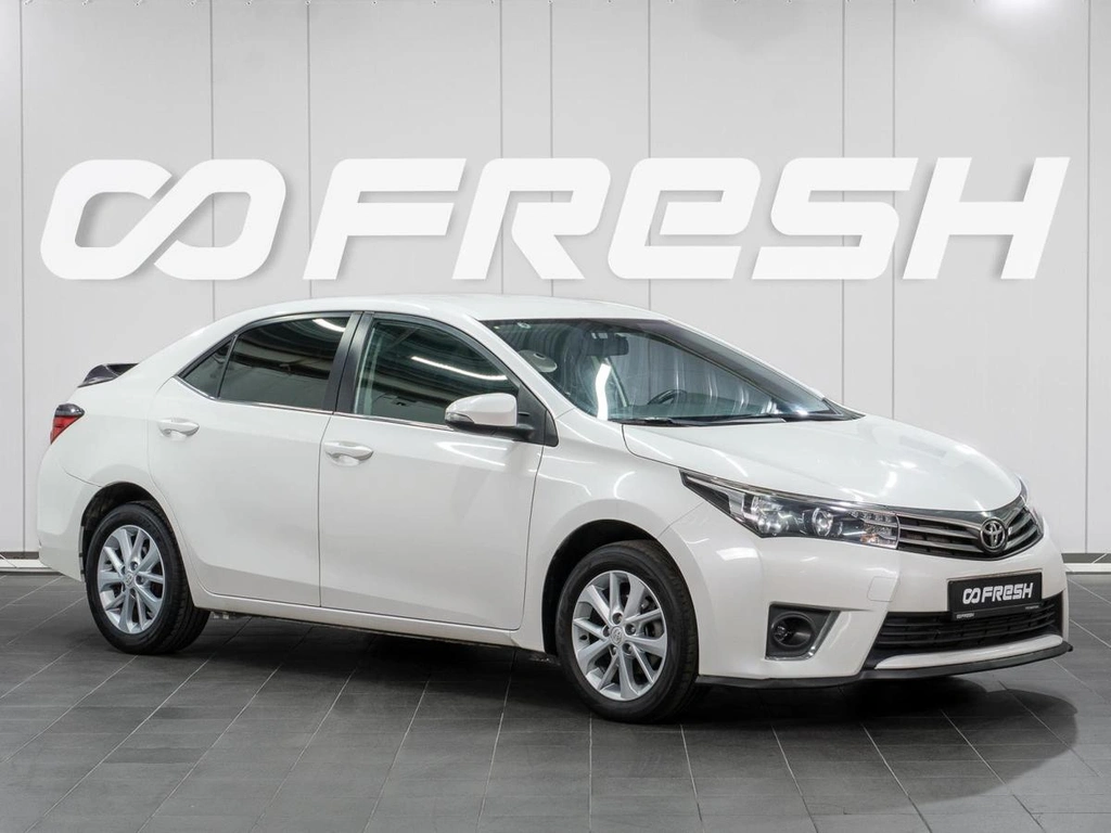 Седан Toyota Corolla 2014 года, 1329000 рублей, Сургут