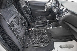 Седан Hyundai Solaris 2017 года, 989000 рублей, Барнаул