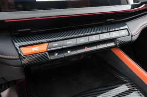 Лифтбек Changan UNI-V 2022 года, 2239000 рублей, Красноярск
