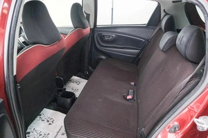Хетчбэк Toyota Vitz 2017 года, 979000 рублей, Красноярск