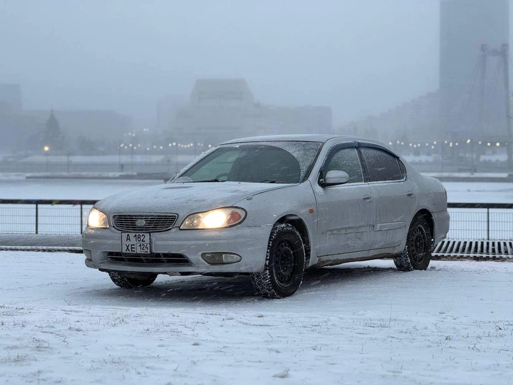 Седан Nissan Cefiro 1998 года, 300000 рублей, Красноярск