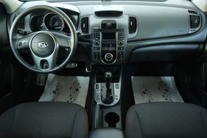 Седан Kia Cerato 2009 года, 979000 рублей, Омск