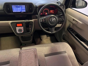Хетчбэк Toyota Passo 2018 года, 1049000 рублей, Красноярск