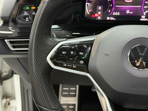 Хетчбэк Volkswagen Golf 2021 года, 2790000 рублей, Красноярск