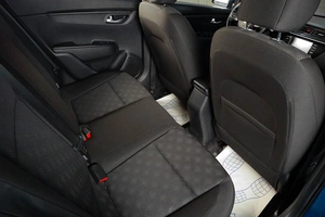 Хетчбэк Kia Rio X-Line 2018 года, 1469000 рублей, Тюмень