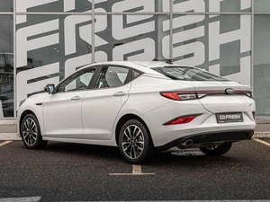 Лифтбек JAC J7 2023 года, 1440000 рублей, Краснодар