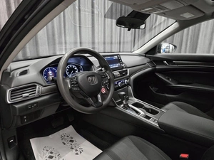 Седан Honda Accord 2017 года, 2380000 рублей, Красноярск