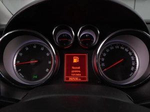 Седан Opel Astra 2012 года, 839000 рублей, Воронеж