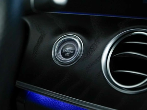 Седан Mercedes-benz E-класс 2018 года, 3190000 рублей, Москва