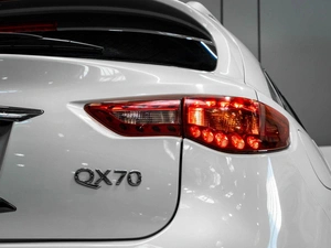 Внедорожник Infiniti QX70 2014 года, 2050000 рублей, Тюмень