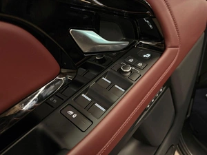 Внедорожник Land Rover Range Rover Evoque 2024 года, 6600000 рублей, Павловская Слобода