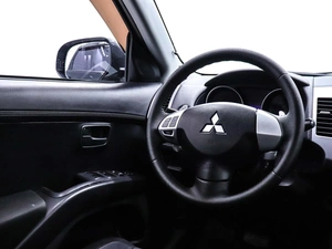 Внедорожник Mitsubishi Outlander 2011 года, 1200000 рублей, Красноярск