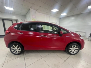Хетчбэк Honda Fit 2014 года, 899000 рублей, Ачинск