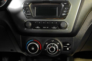 Хетчбэк Kia Rio 2014 года, 899000 рублей, Тюмень