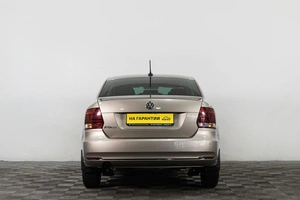 Седан Volkswagen Polo 2019 года, 1369000 рублей, Сургут
