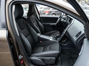 Внедорожник Volvo XC60 2014 года, 1855000 рублей, Краснодар