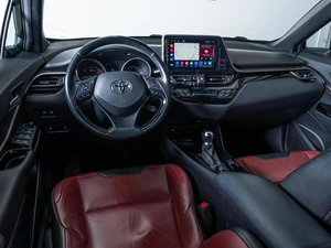 Внедорожник Toyota C-HR 2019 года, 2730000 рублей, Ставрополь