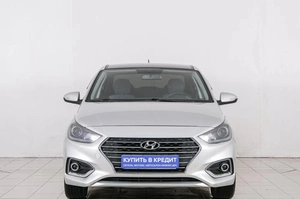 Седан Hyundai Solaris 2018 года, 1259000 рублей, Красноярск