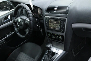 Универсал Skoda Octavia 2009 года, 658000 рублей, Солонцы