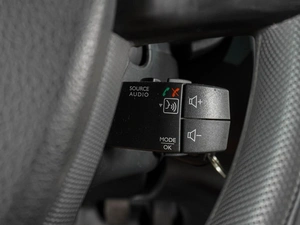 Хетчбэк Renault Sandero 2017 года, 1039000 рублей, Воронеж