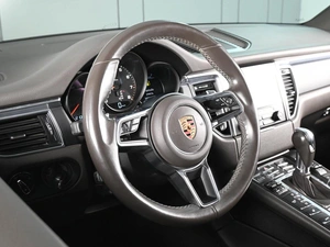 Внедорожник Porsche Macan 2018 года, 3799000 рублей, Ростов-на-Дону