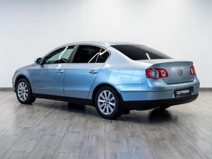 Седан Volkswagen Passat 2008 года, 719000 рублей, Саратов