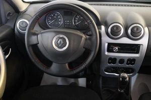 Хетчбэк Renault Sandero Stepway 2014 года, 799000 рублей, Омск