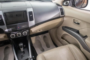 Внедорожник Mitsubishi Outlander 2007 года, 999000 рублей, Барнаул
