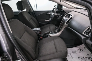 Хетчбэк Opel Astra 2011 года, 759000 рублей, Красноярск