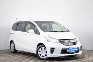 Минивэн Honda Freed 2014 года, 1499000 рублей, Пермь