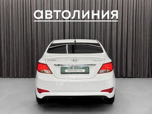 Седан Hyundai Solaris 2014 года, 880000 рублей, Красноярск
