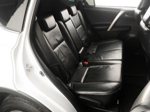 Внедорожник Toyota RAV4 2014 года, 2299000 рублей, Тюмень