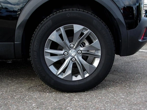 Внедорожник Peugeot 2008 2021 года, 1890000 рублей, Владимир