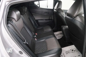 Внедорожник Toyota C-HR 2019 года, 2299000 рублей, Красноярск
